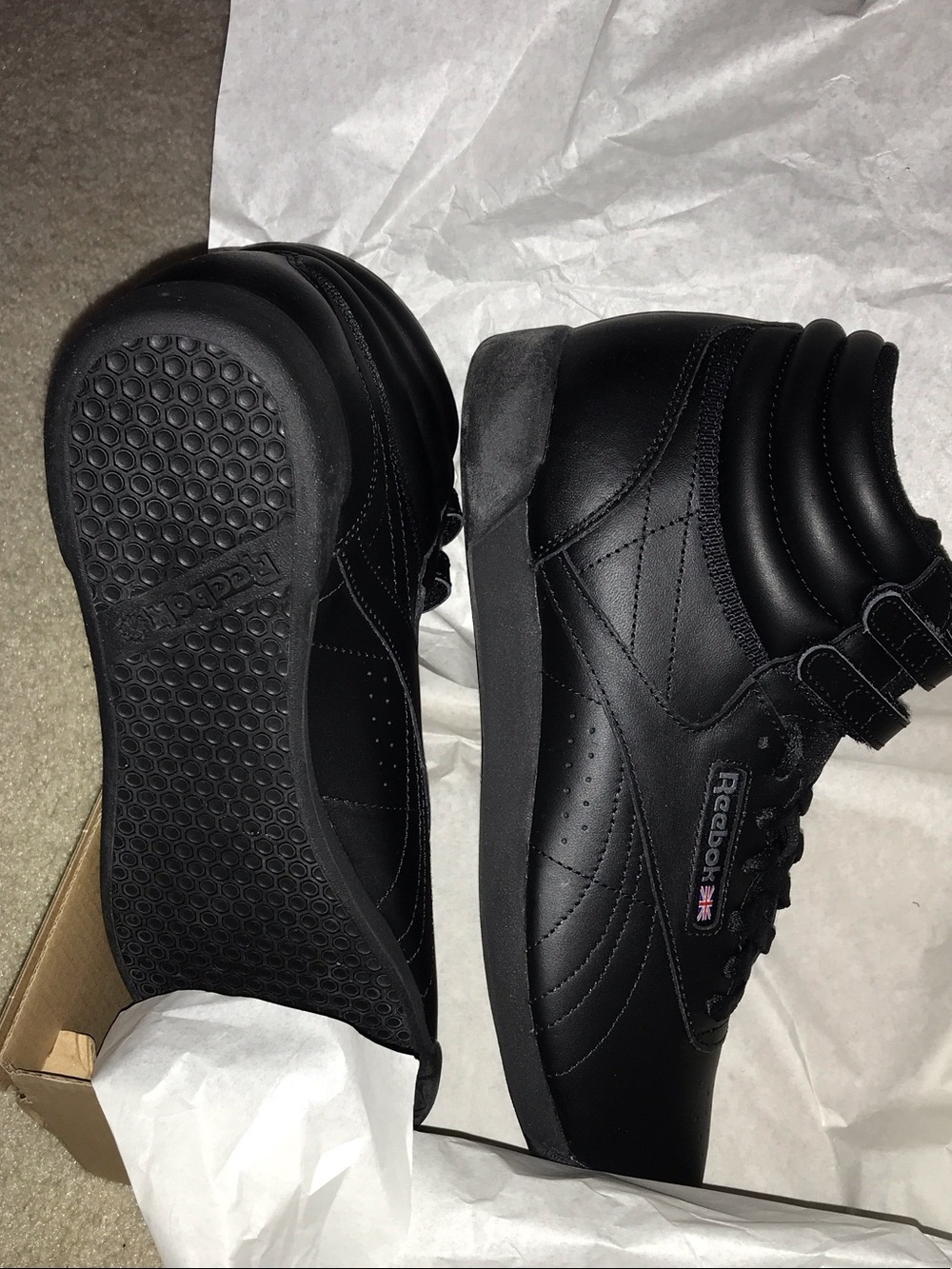 Reebok Women’s Black Leather High-Top Sneakers with Red Logo Accent - Picture 2 of 3